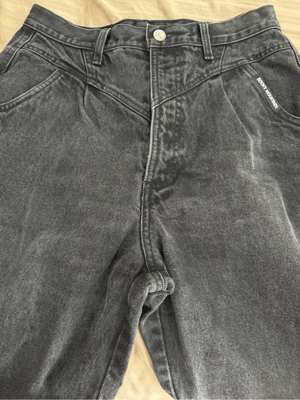 Vintage Bisou Rocky Mountain black washed bareback western yoke raw hem straight